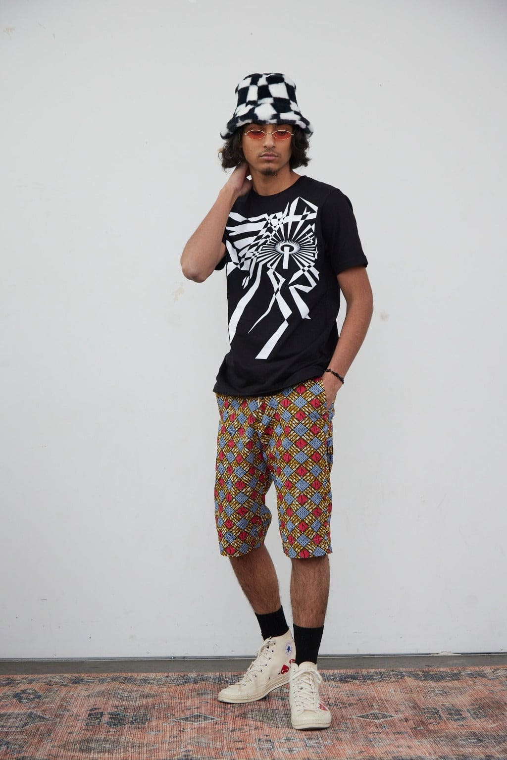 INSHRA “Radiate” T-shirt - shopinshra